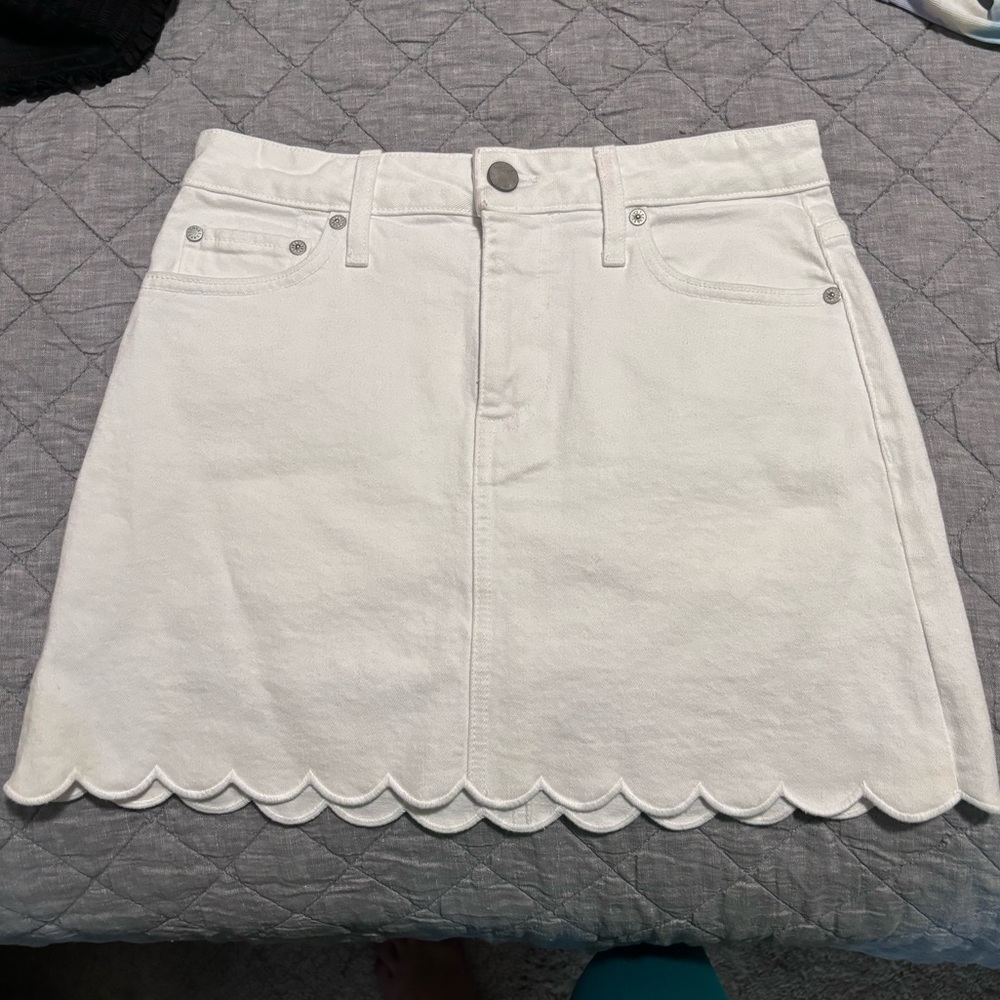 Alice + Olivia Mini Scalloped Skirt